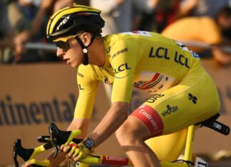 Bennett ganó etapa y Pogacar alzó el título en París