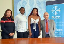 PUCE-SI entregó becas de estudios a destacadas deportistas