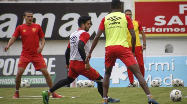 Aucas listo para medir al Melgar