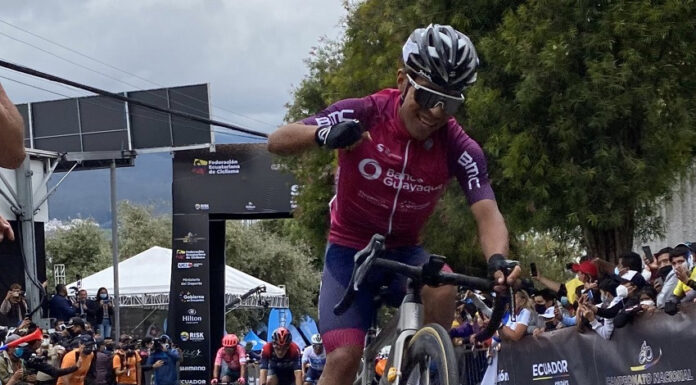 Richard Huera ganó a dos ciclistas World Tour