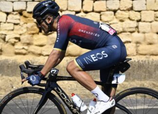 Carapaz escaló al puesto 11 en la general